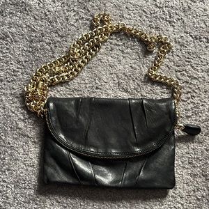 Gorgeous Henri Bendel soft leather purse